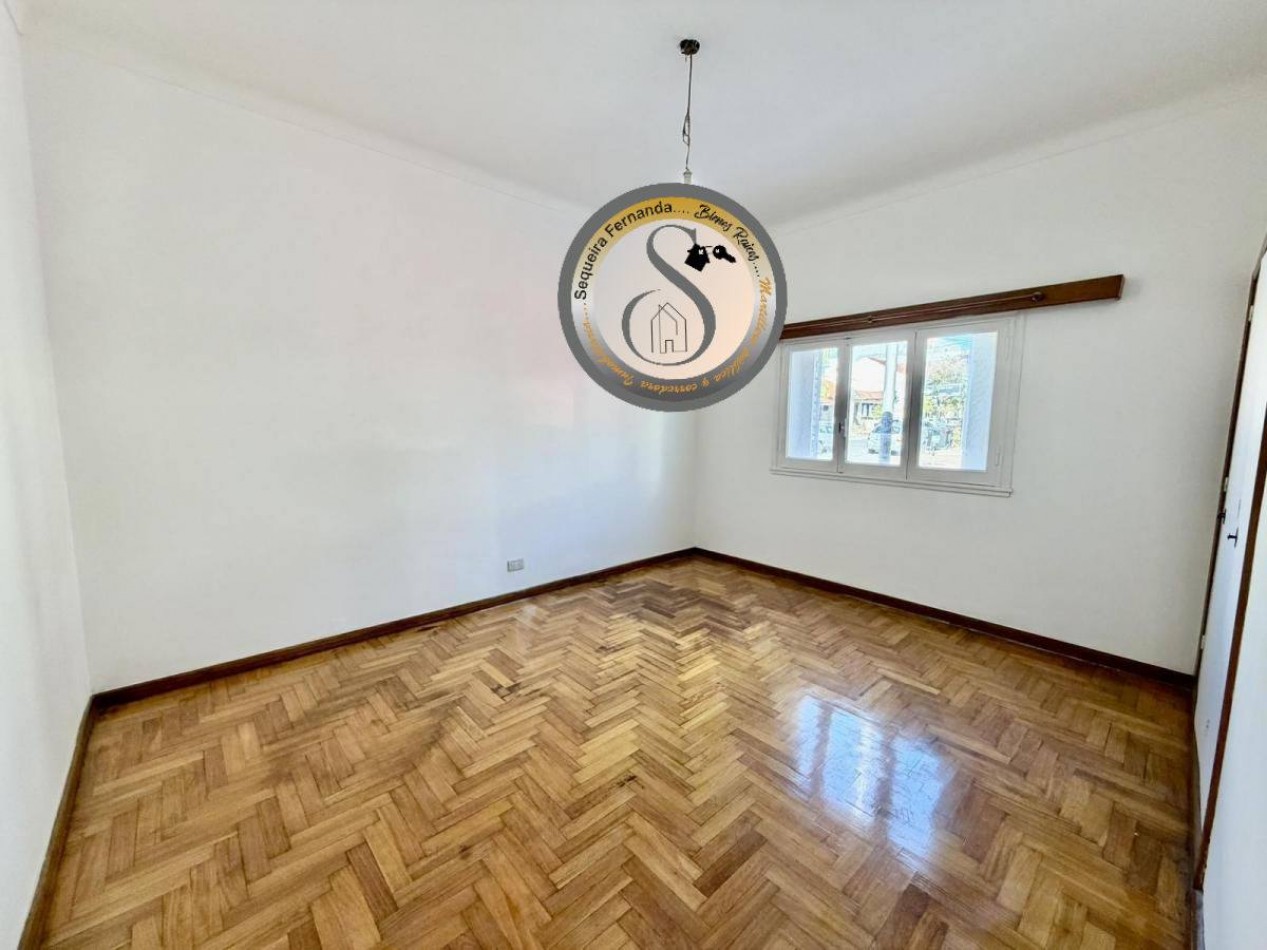 Chalet 6 ambientes Barrio Chauvin