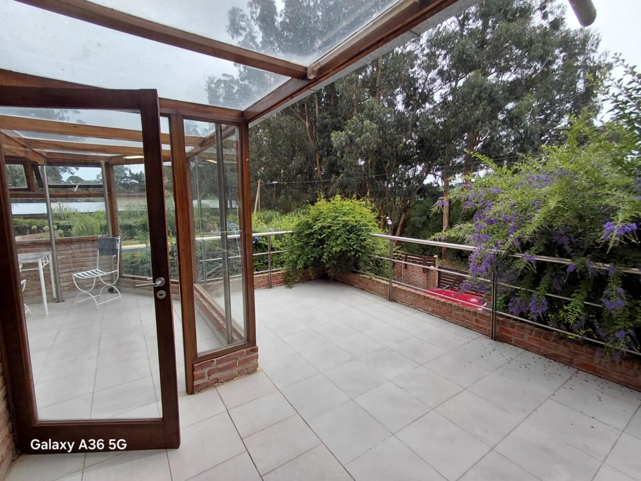 Chalet 6 ambientes en Sierra de los Padres con piscina gran parque