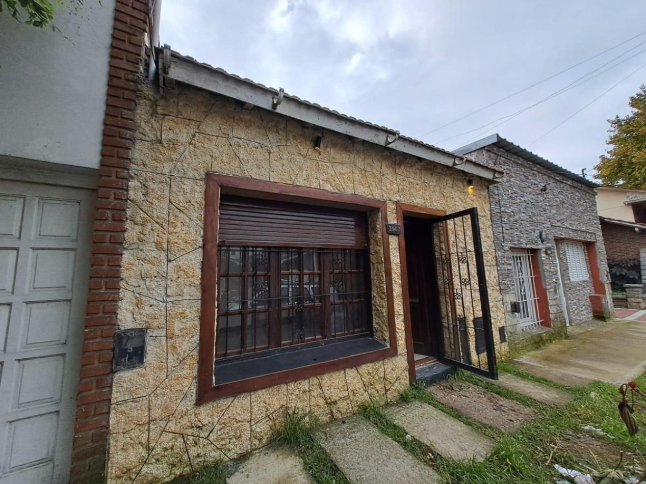 VENTA DE PH- DUPLEX 3 AMBIENTES A LA CALLE