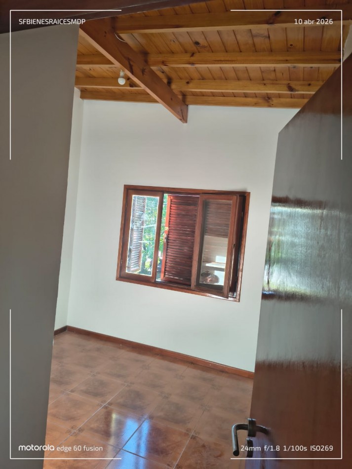 Chalet en planta alta 3 ambientes totalmente independiente, CON GARAGE 