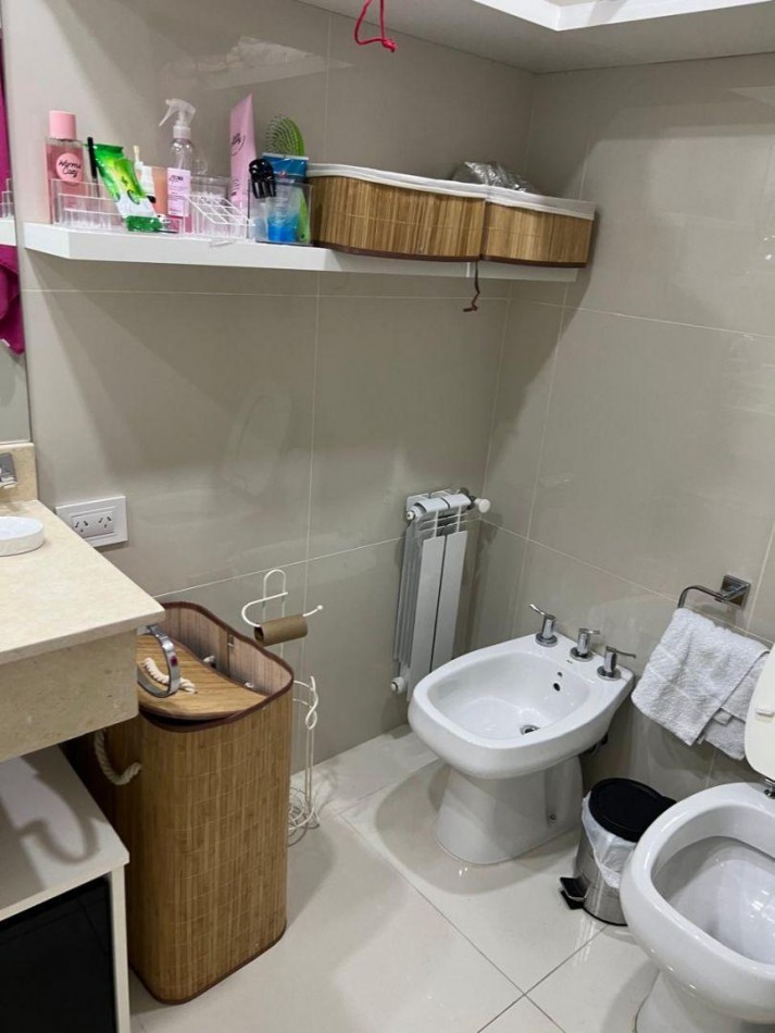 Depto de 3 Amb. con Baulera Dos Cocheras y Terraza Propia Venta de Departamento 3 AMBIENTES, Mar del Plata