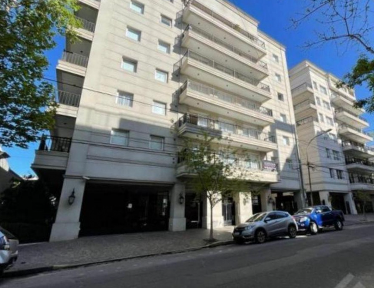 Depto de 3 Amb. con Baulera Dos Cocheras y Terraza Propia Venta de Departamento 3 AMBIENTES, Mar del Plata