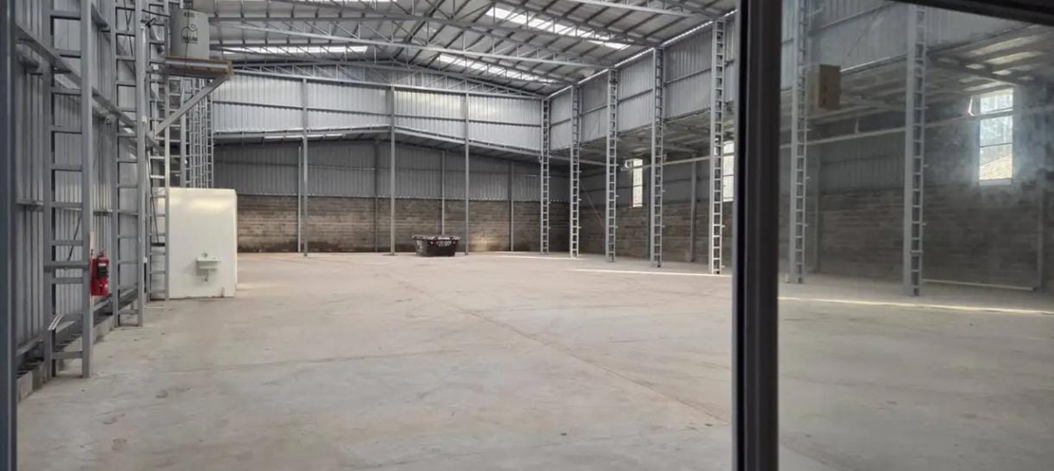 Galpon Alquiler nuevo! 1200m² cubiertos