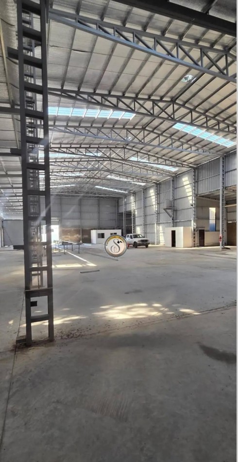 Galpon Alquiler nuevo! 1200m² cubiertos