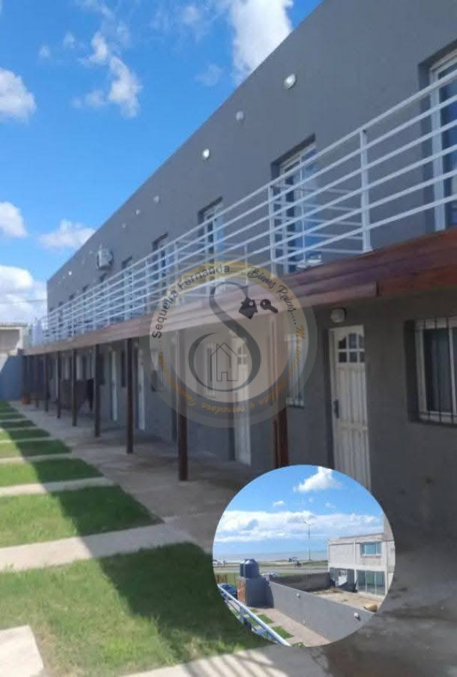 Duplex frente al mar en complejo cerrado Playa Dorado estacionamiento propio