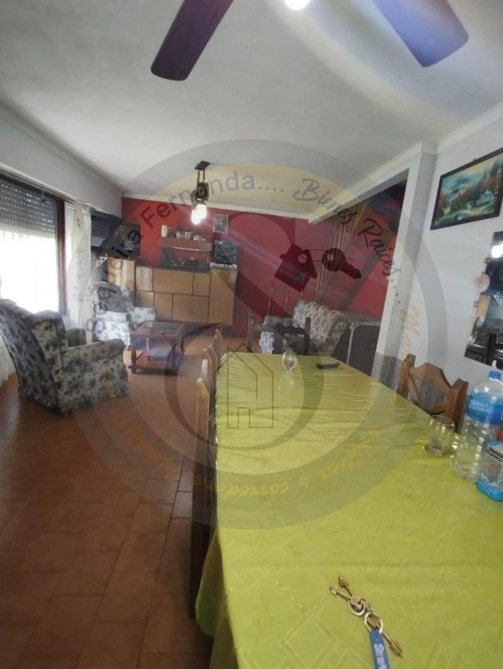 Chalet de 4 ambientes con amplio parque, Barrio Colinas de Peralta Ramos