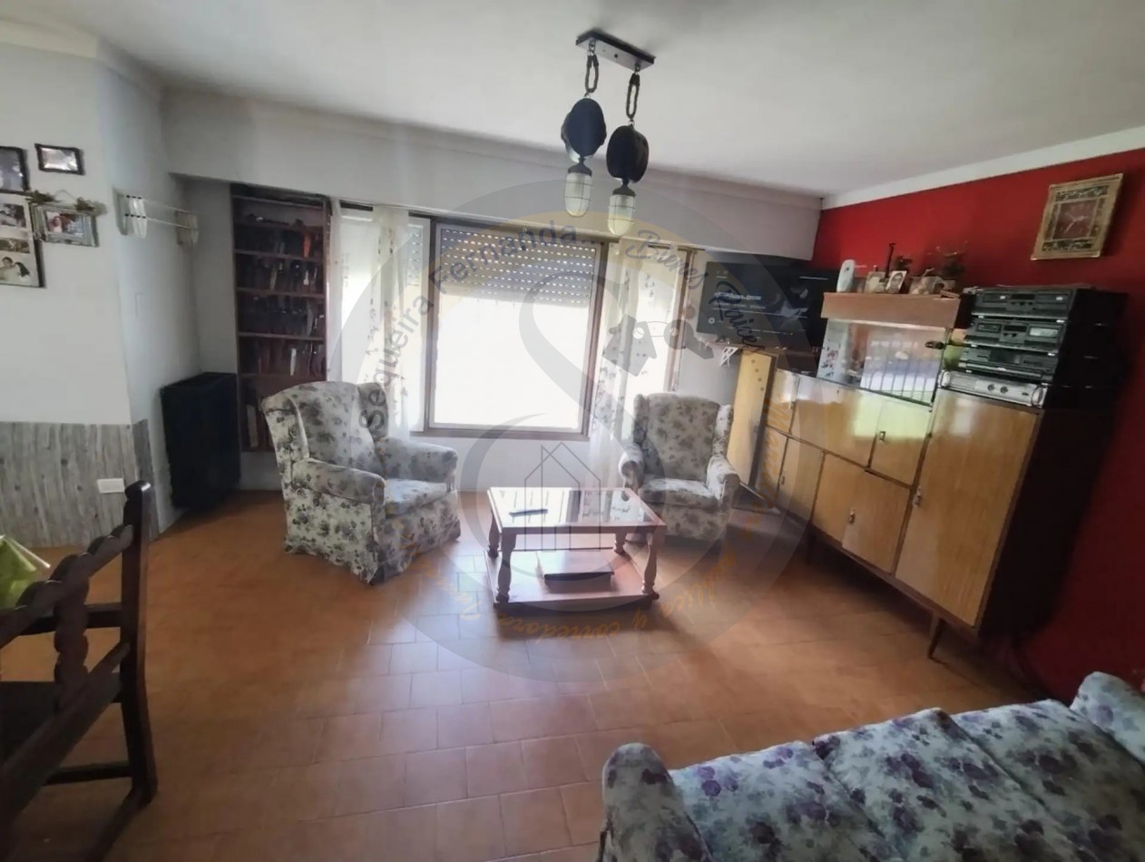 Chalet de 4 ambientes con amplio parque, Barrio Colinas de Peralta Ramos