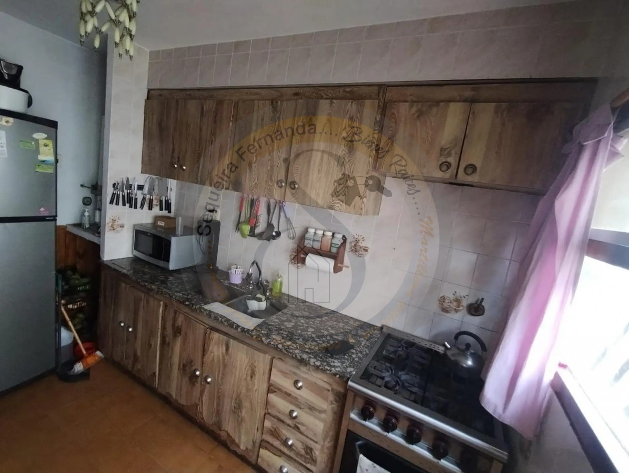 Chalet de 4 ambientes con amplio parque, Barrio Colinas de Peralta Ramos