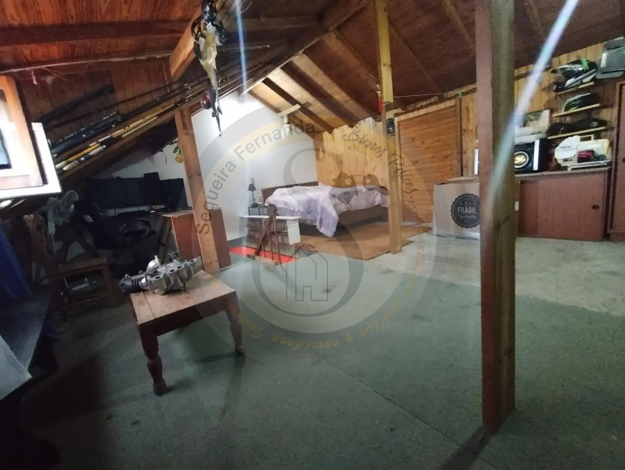 Chalet de 4 ambientes con amplio parque, Barrio Colinas de Peralta Ramos
