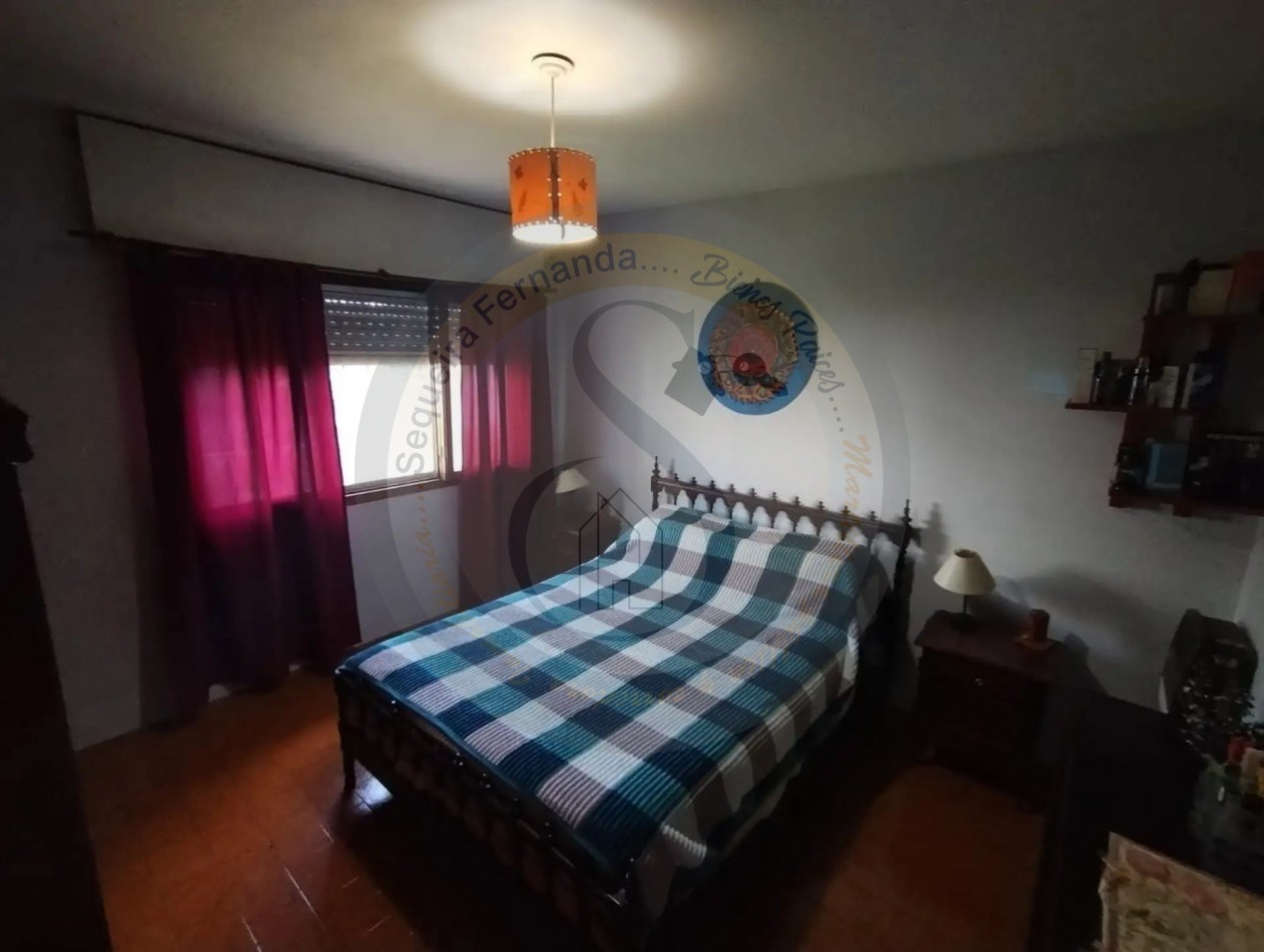 Chalet de 4 ambientes con amplio parque, Barrio Colinas de Peralta Ramos
