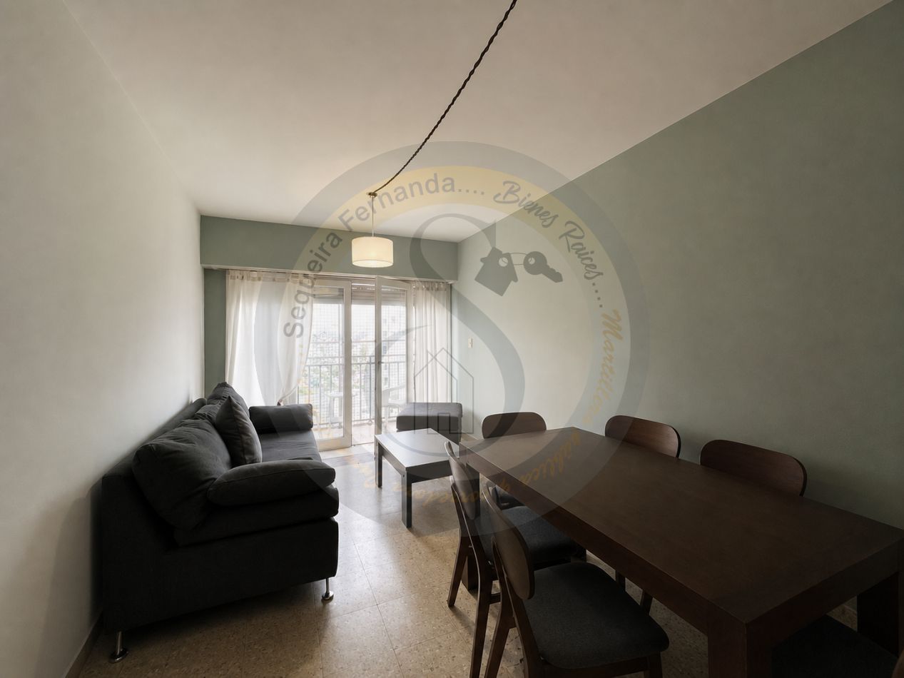 Departamento 3 ambientes con balcon hacia la calle mas quincho salon comedor