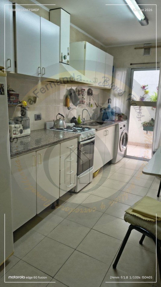 HERMOSO PH DE 3 AMBIENTES RECICLADO CON SOTANO Y DOBLE PATIO 