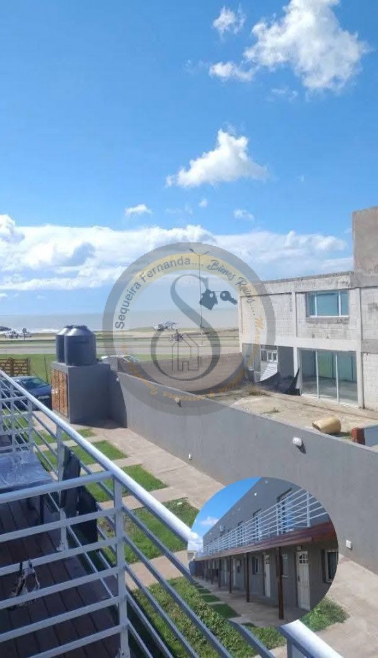Duplex frente al mar en complejo cerrado Playa Dorado estacionamiento propio