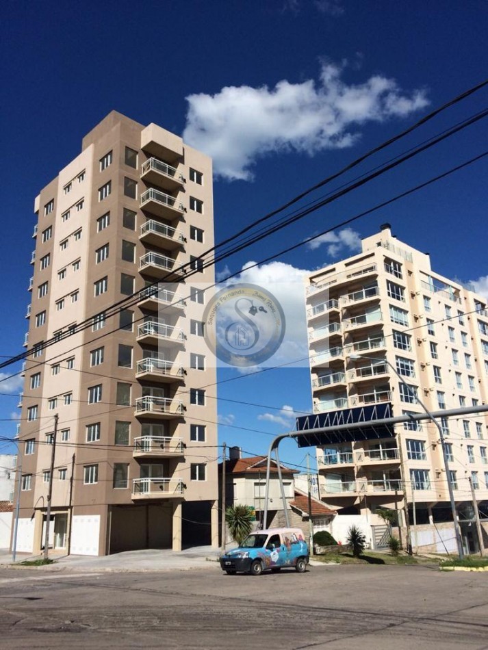 Terreno con edificacion CHALET 5amb en VENTA Ideal INVERSIONISTAS/ CONSTRUCTORAS 
