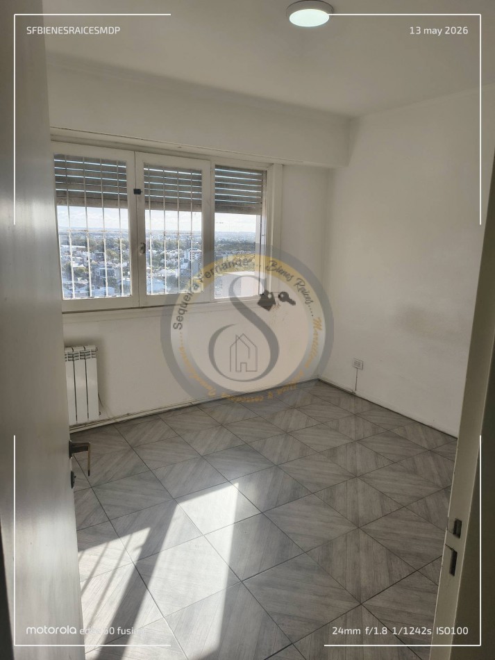 Departamento 4 amb en ALQUILER, 3 dormitorios 2 baños, amplio living comedor, cocina separada