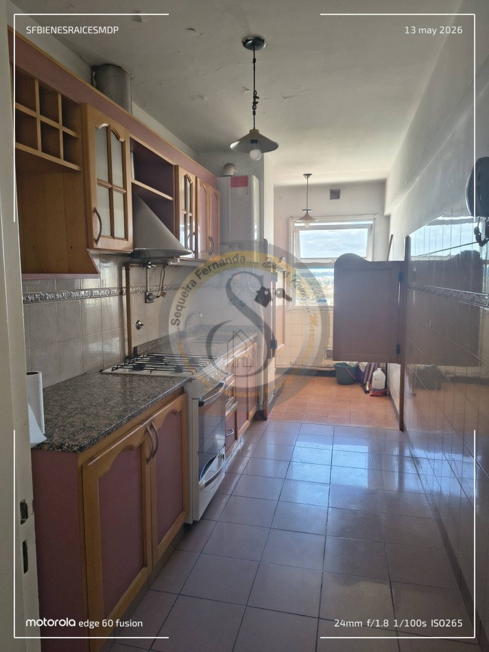 Departamento 4 amb en ALQUILER, 3 dormitorios 2 baños, amplio living comedor, cocina separada