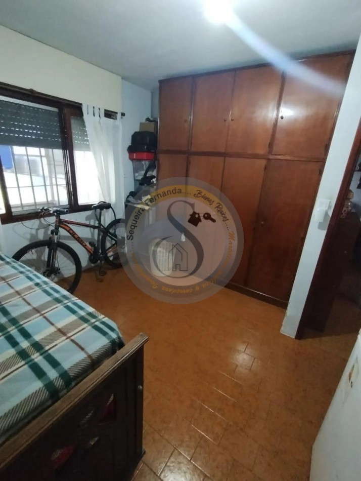 Chalet de 4 ambientes con amplio parque, Barrio Colinas de Peralta Ramos