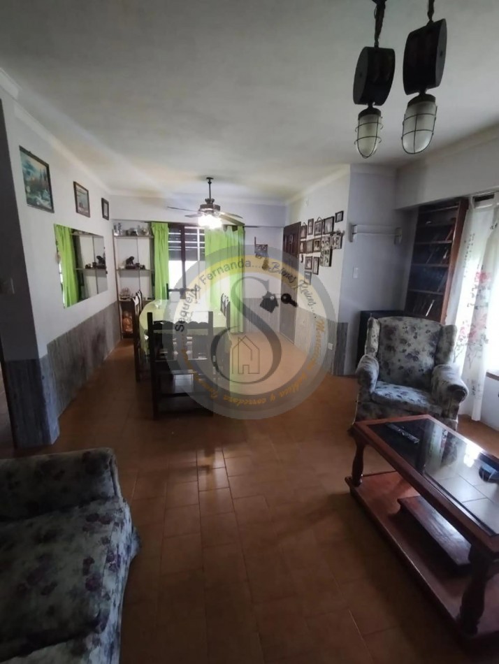 Chalet de 4 ambientes con amplio parque, Barrio Colinas de Peralta Ramos