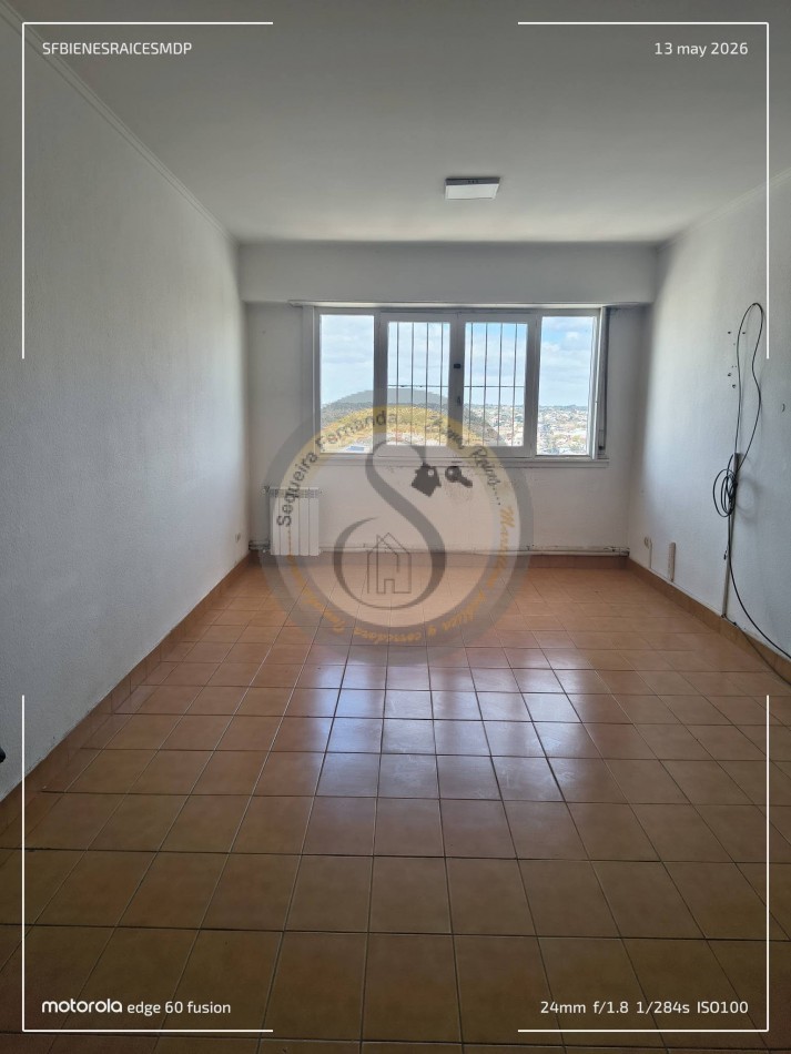Departamento 4 amb en ALQUILER, 3 dormitorios 2 baños, amplio living comedor, cocina separada