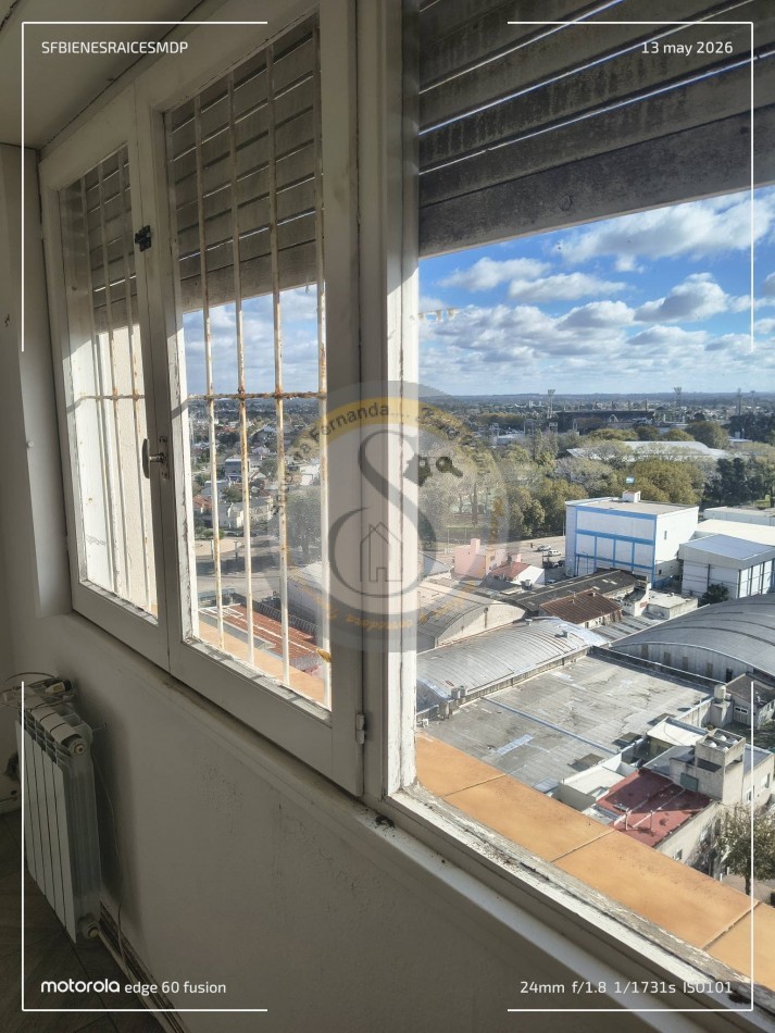 Departamento 4 amb en ALQUILER, 3 dormitorios 2 baños, amplio living comedor, cocina separada