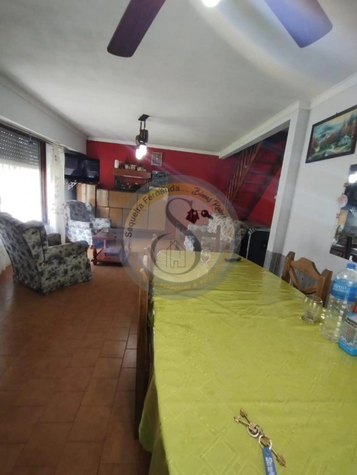 Chalet de 4 ambientes con amplio parque, Barrio Colinas de Peralta Ramos